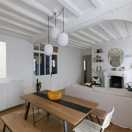 Spacious Apt For 2 With Wifi Near Sacre-Coeur Διαμέρισμα